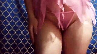 Have you seen this Pinay MILF's sweet ass dancing sexily?