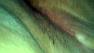 americana babe uses dildo for intense masturbation