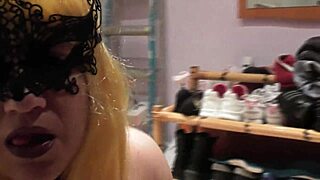 Vaya Mamada Increíble de la Rubia en una Escena Intensa