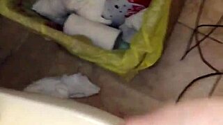 i piss in underwear and pour blue soap on my dick