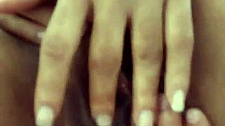 Naughty wife flaunts big ass for amateur adventures