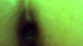 Naughty wife flaunts big ass for amateur adventures