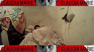 用阴部玩弄让肥妹发情 😈