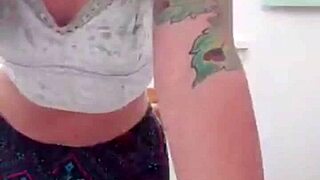 Hey cutie, wanna chat with me on webcam tonight?