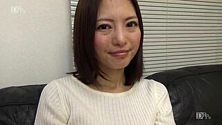 Naked Japanese Nana Shiraki in Wild Creampie Threesome