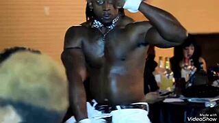 Male strippers arent gay