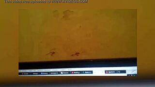 tv rubia masturbates her cock on web chat