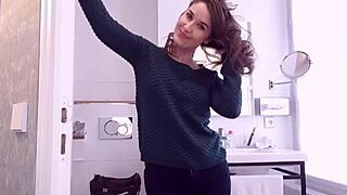 Just passing by her big French ass