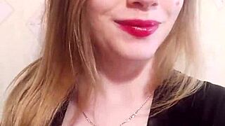 Wife fingering pussy and films it on camera for husband