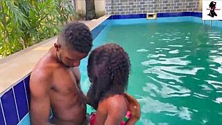 Boyfriend Drilled Me Silly Right After Our Swim Session Ended.