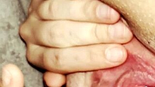 Stretching my fat pussy wide open under the covers to get the right position on my clit to help me bust my nutttttt feels so fucking good