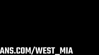 Hot couple webcam show 😘