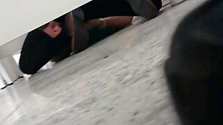 Hot gay fuck in mall bathroom with amateurs 😏