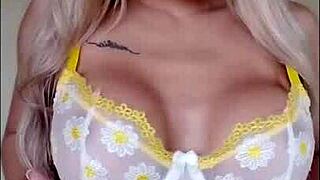 joi with curvy latina young 18+ giving jerk off instructions and dirty talk for orgasm