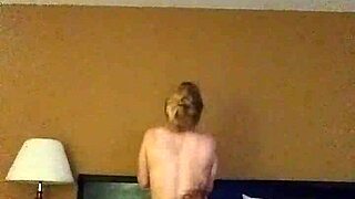 White Girl Sucking And Fucking In Doggystyle