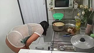 sarah rosa cooks sexy sensual macaroni dish