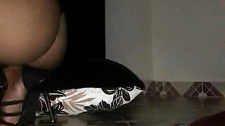 my asshole gets juicy from eggplant fucking