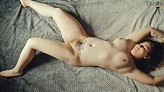 i feel so sexy stretching and lounging as a milf.