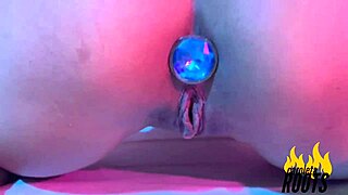 Caroleta Roots Shows Off Her Anal Plug in a Sexy Display
