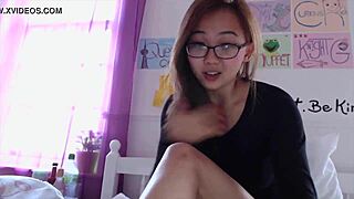 harriet sugarcookie shares her daily vlog