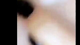 Thick booty feels intense pleasure taking big dildo