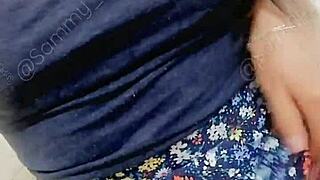 索菲娅独演女同色情故事