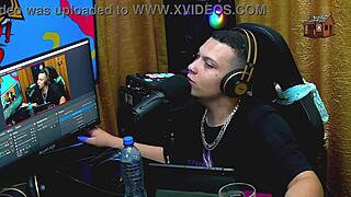 Bia, show your hot curves in detail, you're delicious in the sheer podcast barraco!