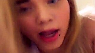 i love showing off my big bouncy tits