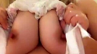 i love showing off my big bouncy tits