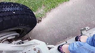 在Facebook上与业余爱好者亲密网络摄像头会话