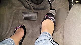 在Facebook上与业余爱好者亲密网络摄像头会话