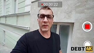 Summer plays the hot horsegirl in this reality show.