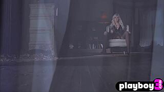 big boobs blonde milf lindsey gayle evans takes off her lingerie and exposes amazing naked body