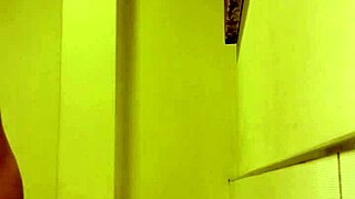 Malaysia Chinese Babe Goes Wild in Anal Action! 🔥