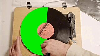 sexo con mi madura latina spreading her big ass 😘