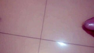 Gaycam captures amateur gay sex with soloboy