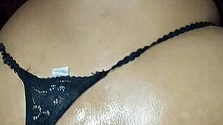 Steamy massage with a happy ending with a horny Latina babe