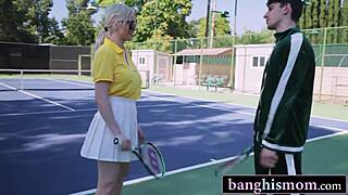Tennis game turns into foursome with milfs