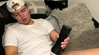 hot sends fuck buddy a video for her to get off to - instagram joshuaaalewisss