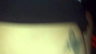 她被我巨屌猛捅狂潮喷高潮