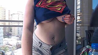 Hot Gamer Girl Flashes From Balcony