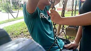 latina gives blowjob on medellín streets 😘