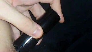 男同18+玩屁眼自慰