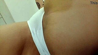 情人发现我撸管就来干