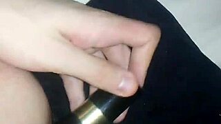 男同18+玩屁眼自慰