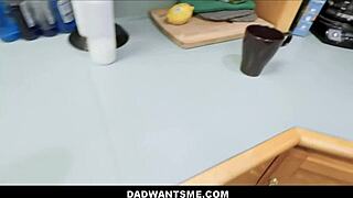 Latina stepdaughter Vanessa Vox pounded for phone POV 😍