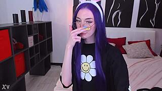 lets go watch this shemale on webcam 😏