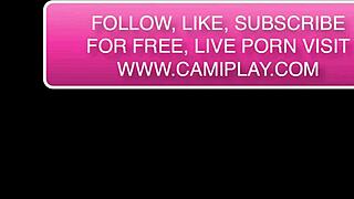 young cute teen gives subtle blowjob live on camiplay com