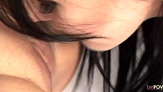 Double-ended dildo sucking gets lesbians wild at photoshoot