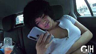 queria minha amiga aqui no carro para assfucking